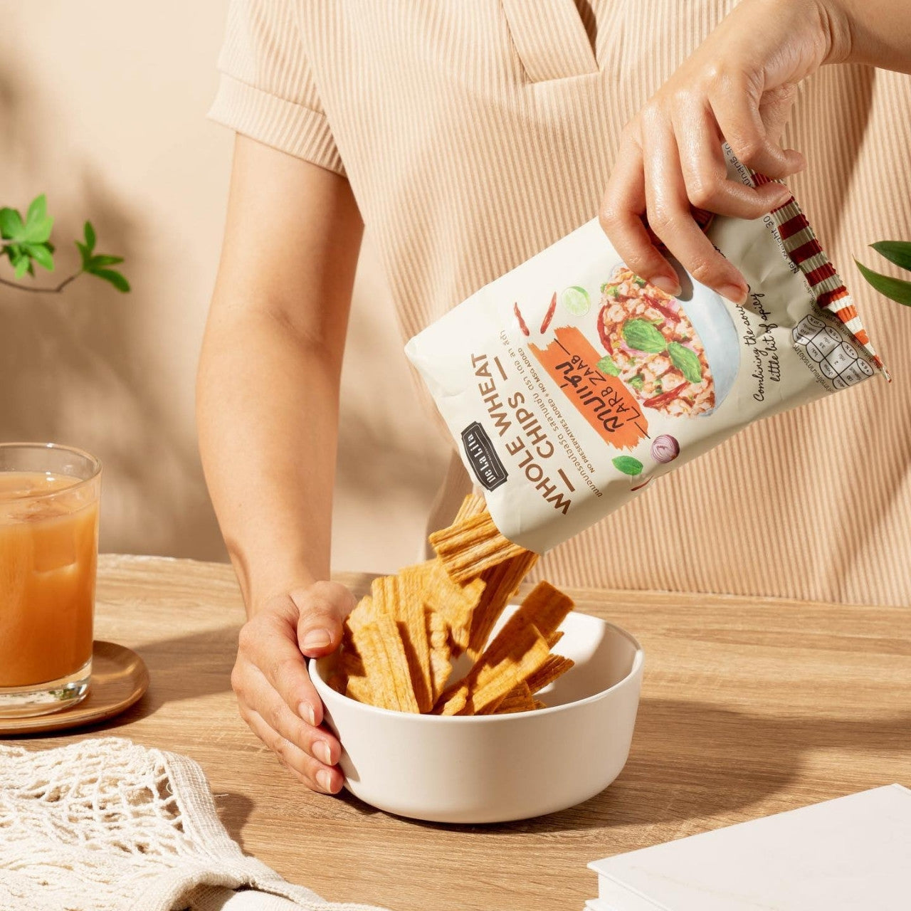 De La Lita Whole Wheat Chips Tomato Flavour 30g healthy snack