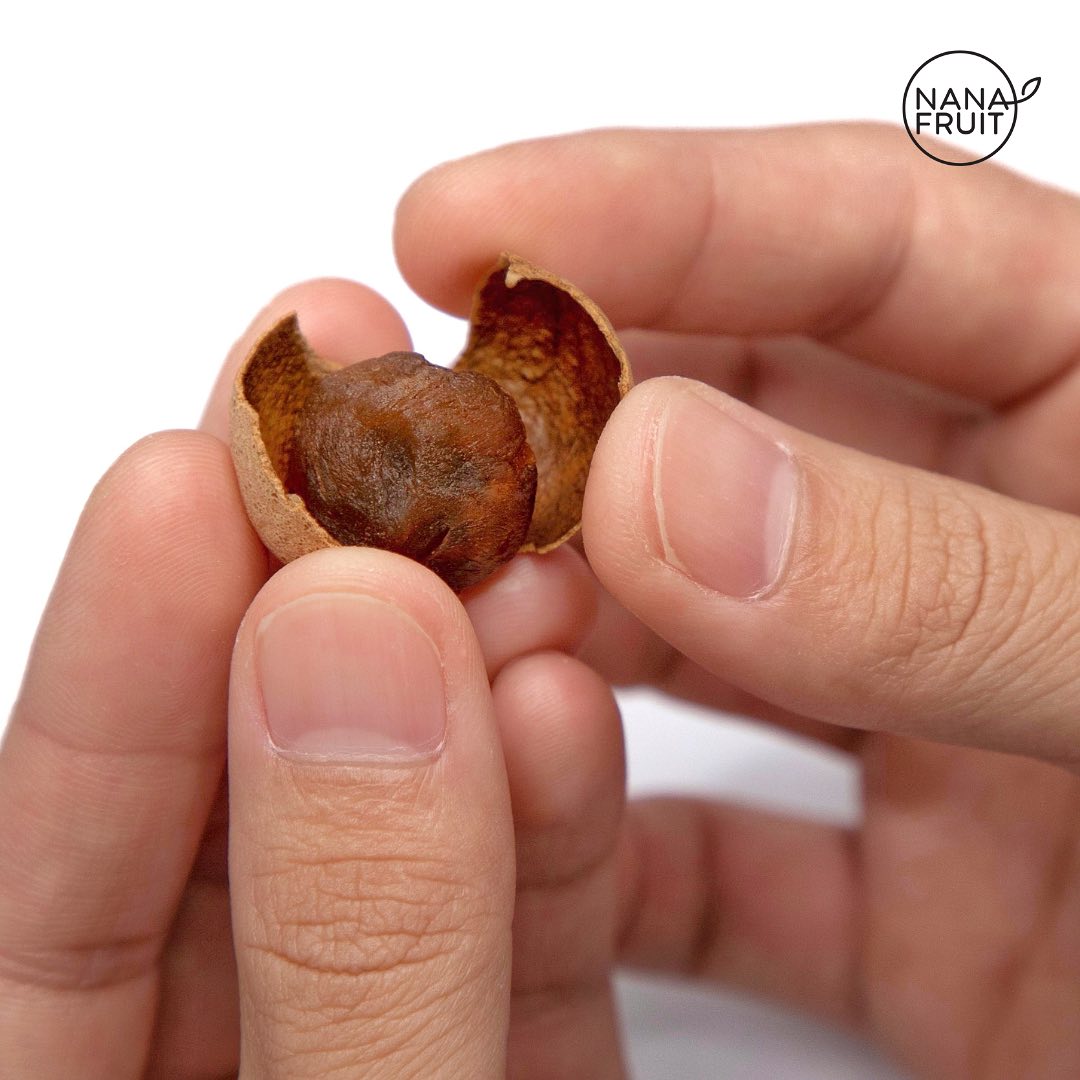 Nanafruit Premium Dried Longan – Naturally sweet, chewy, and aromatic dried longan, rich in antioxidants and essential nutrients, with no added sugar or preservatives.
