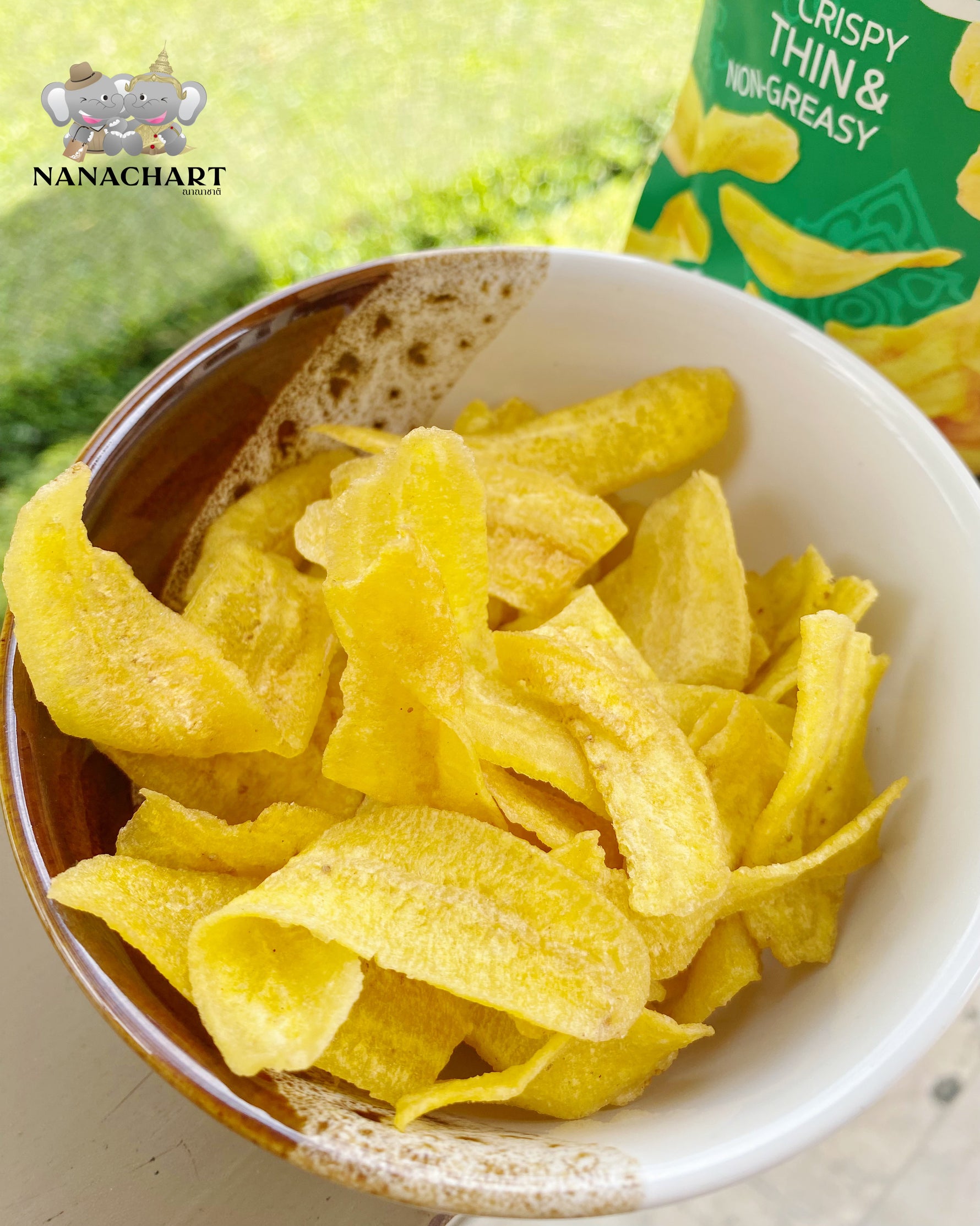 Sud Thang Gluy Thin-Sliced Banana Chips – Crispy, fragrant banana chips made from pesticide-free bananas, lightly seasoned for a naturally sweet and non-greasy snack. Dangerously addictive!