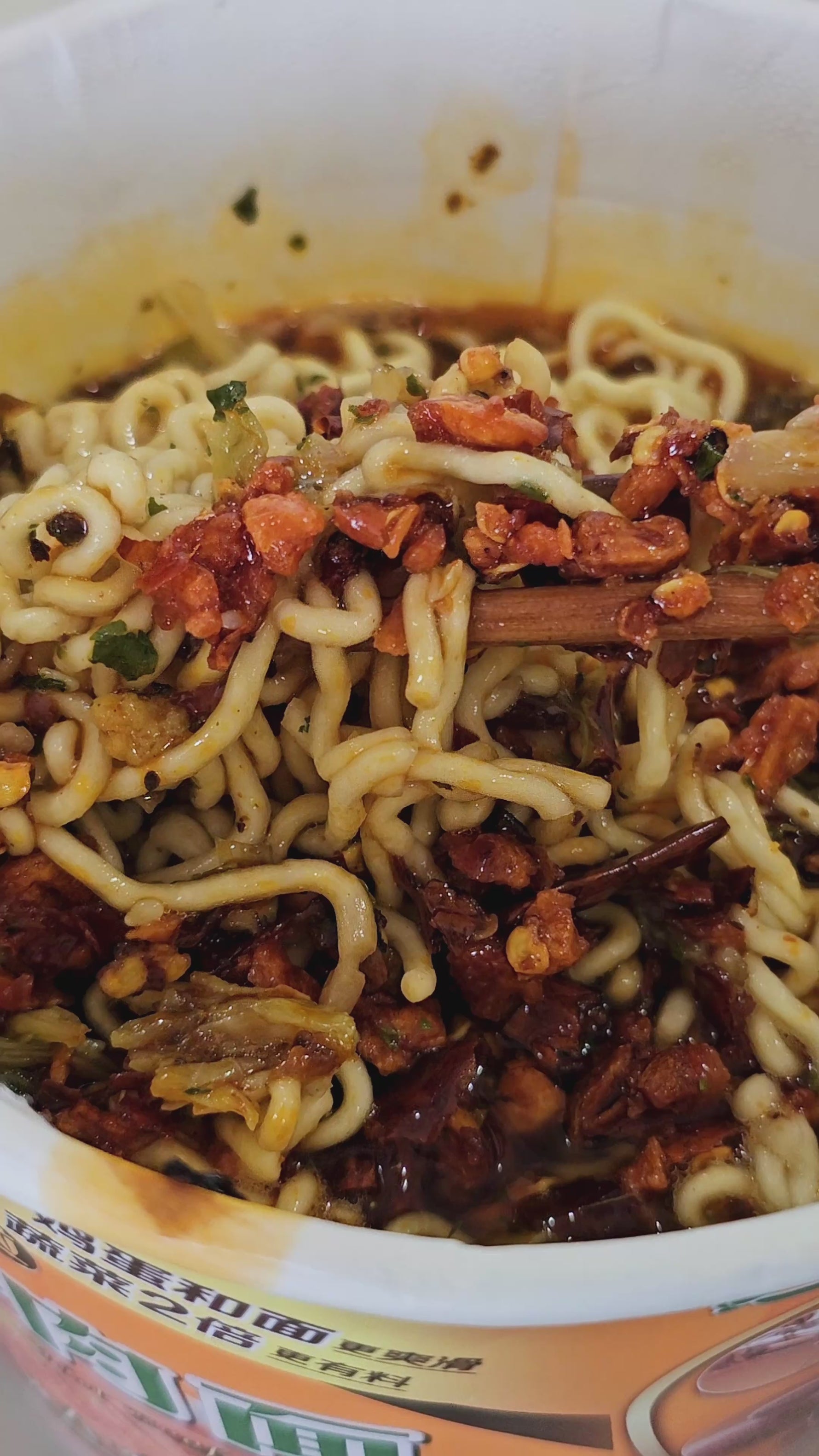 Classic Thai Chili Crisps – Aromatic, crispy chili and garlic flakes that add a bold, spicy kick to any dish.